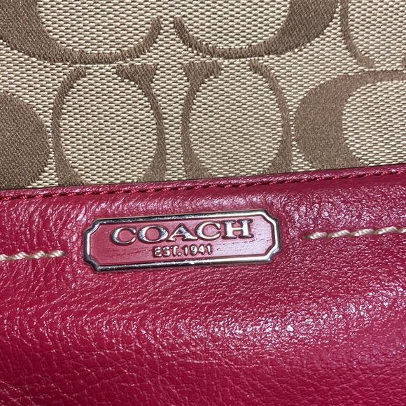 Genuine Coach Park Signature Carrie Tote F23297 - Picture 6 of 16